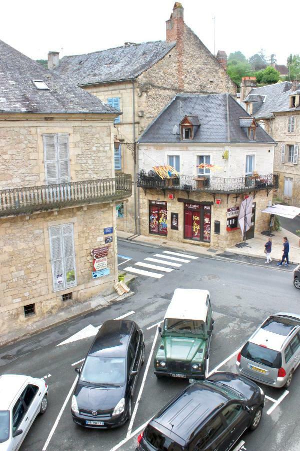 Un Joli Pied A Terre Leilighet Montignac-Lascaux Eksteriør bilde